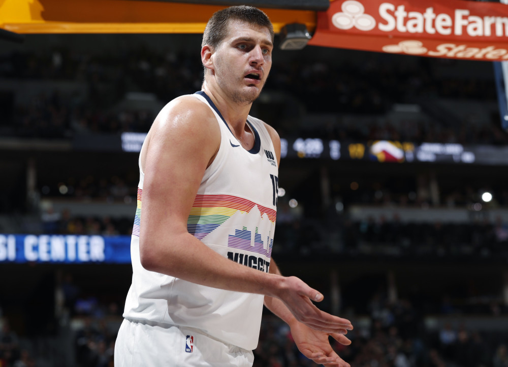 Srbin blizu tripl-dabla, ali posle ove katastrofe, FRAKTURE STOPALA, Jokić i svi u Denveru su zanemeli! (VIDEO)