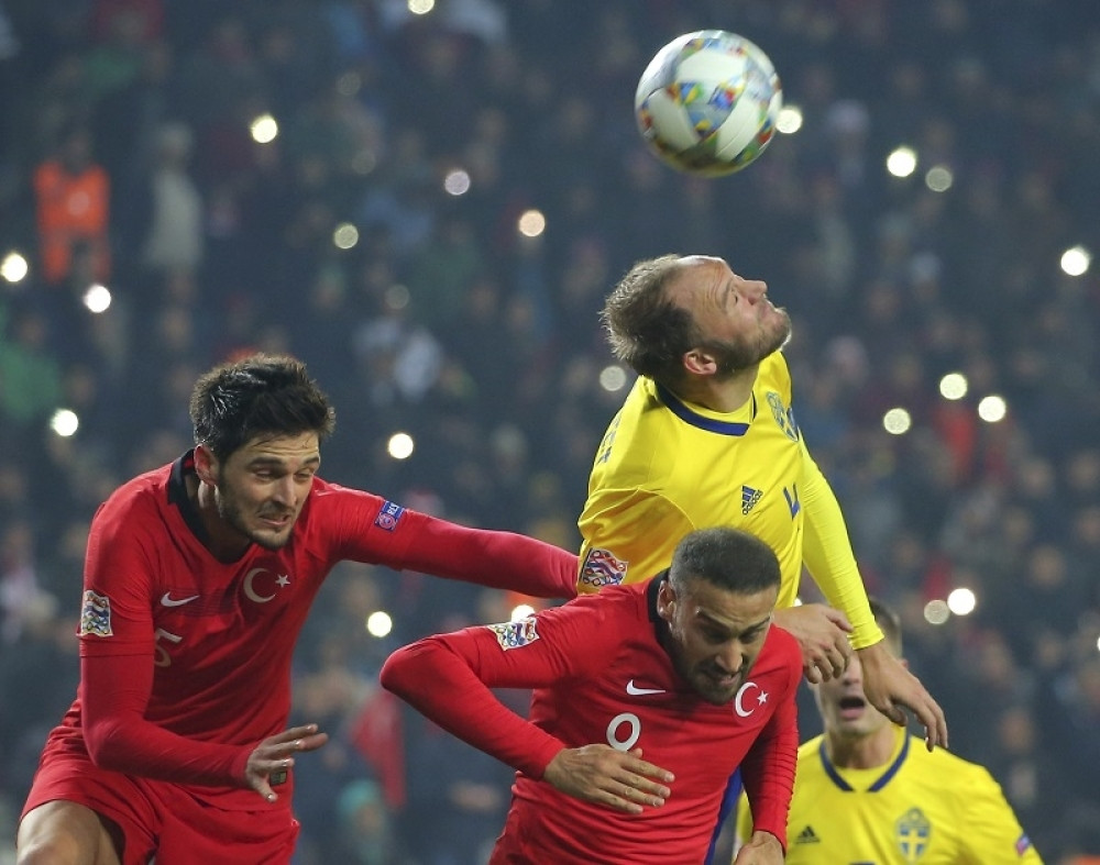 Švedski fudbaler: "Sudija mi je obećao da će SVIRATI DVA PENALA ZA NAS"! Dosudio je samo jedan... (VIDEO)