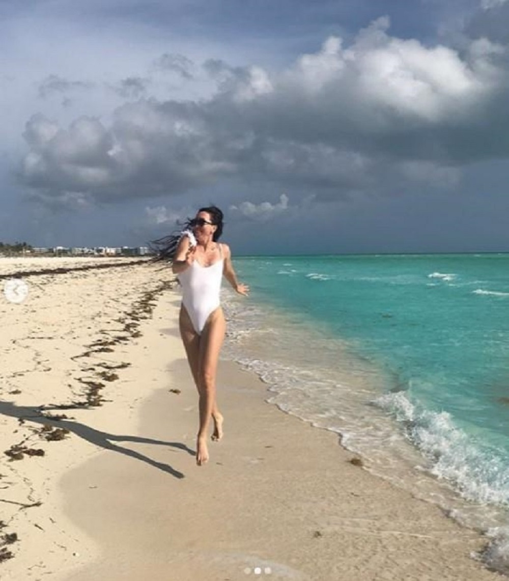 Jelena Janković snimljena na kupanju! Ove slike ostaviće vas bez daha!