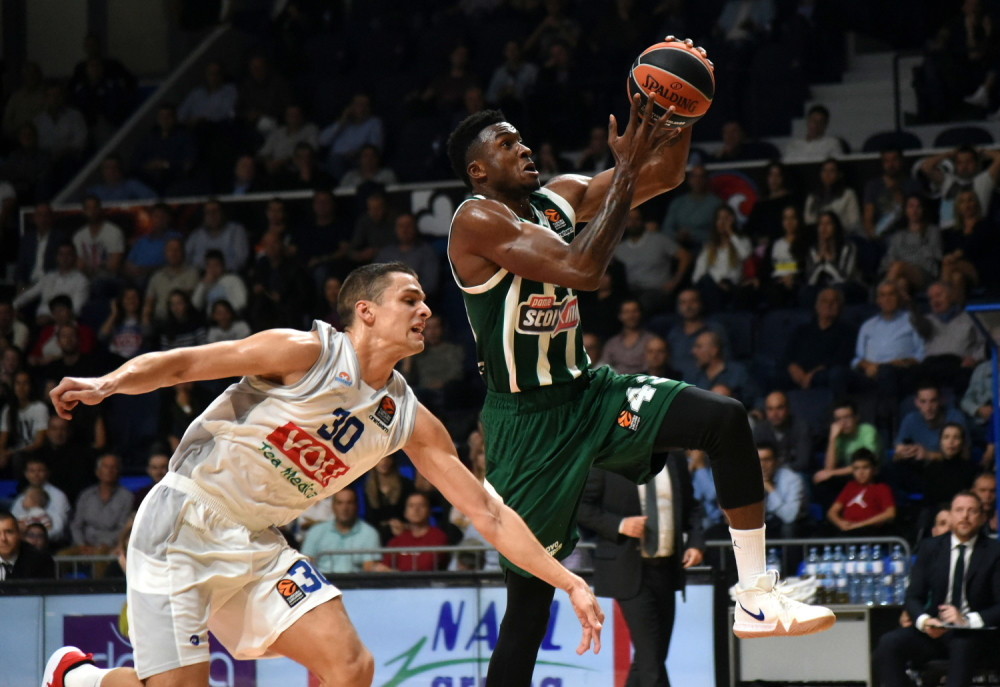 Grčki komentator košarkaša usred prenosa nazvao MAJMUNOM! Narod u šoku, evo kako će biti kažnjen