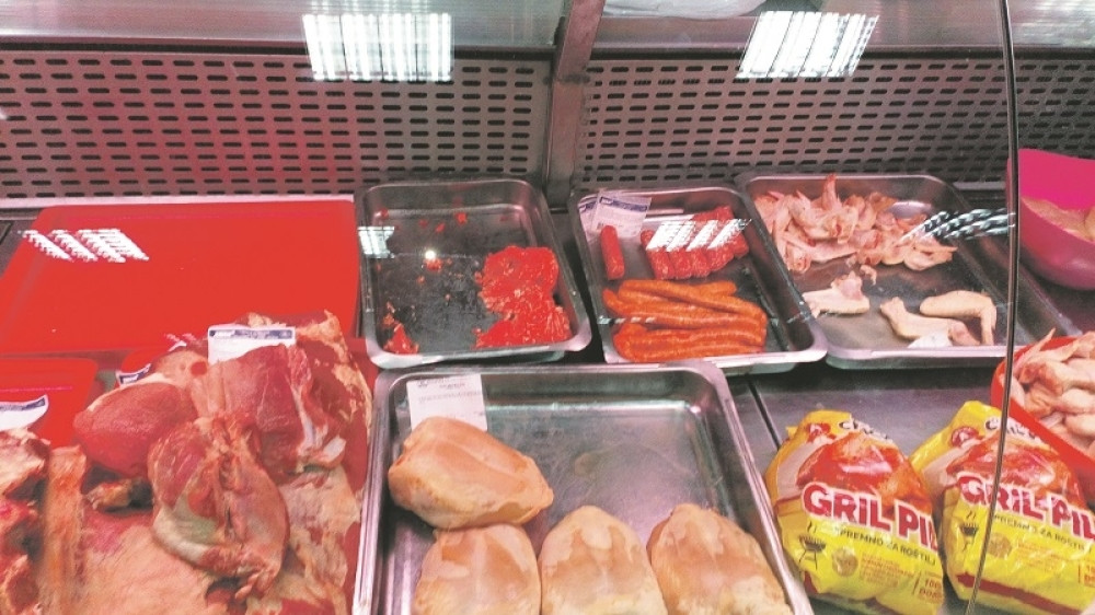 Ovo meso je napumpano antibioticima, evo kako da ga prepoznate! Dvaput ćete razmisliti kada kupujete!