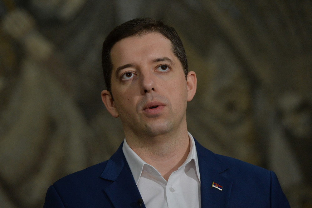 Ponovo se rasplamsao rat na Tviteru između Đurića i Florijana Bibera, vodećeg albanskog lobiste među evropskim intelektualcima