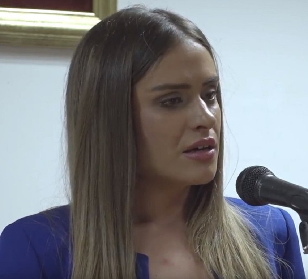 Milica Zavetnica govorila o ujedinjenju Srbije i Crne Gore, pa zaplakala za mikrofonom (VIDEO)