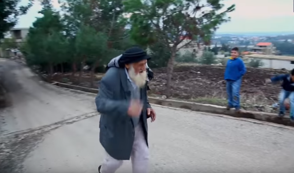 Ima 125 godina i sina od 7 godina! Šokirao je svet, a onda otkrio u čemu je tajna!