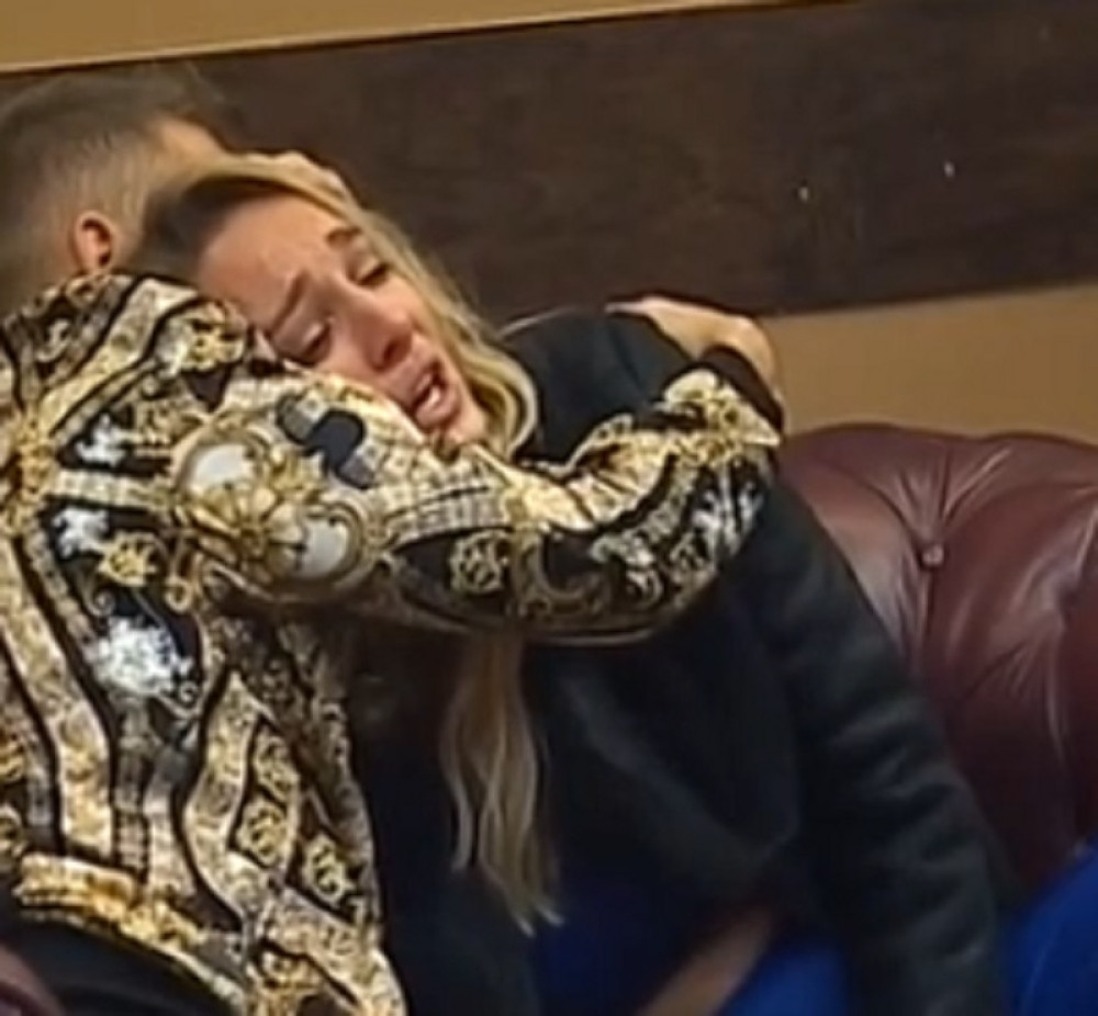 U "Zadrugu" došao čovek iz produkcije - pozvao Lunu Đogani! "BEDNICE, JADNICE", svi ostali zanemeli - NISU SMELI DA PISNU!