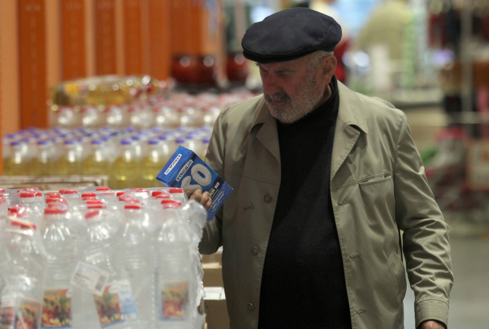 Cene skočile u nebesa, ljudi neće imati šta da jedu, a sad još OSTAJU I NA ULICI!