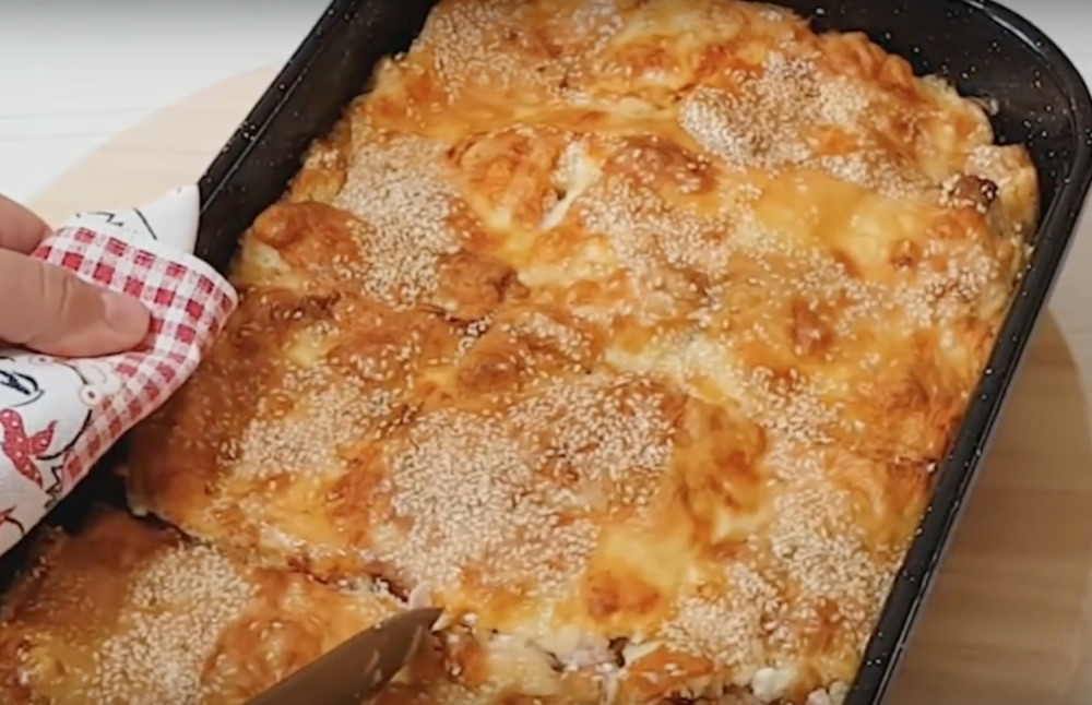 IMATE VIŠKA STAROG HLEBA?! Napravite ukusnu picu, praktično je i veoma ukusno!