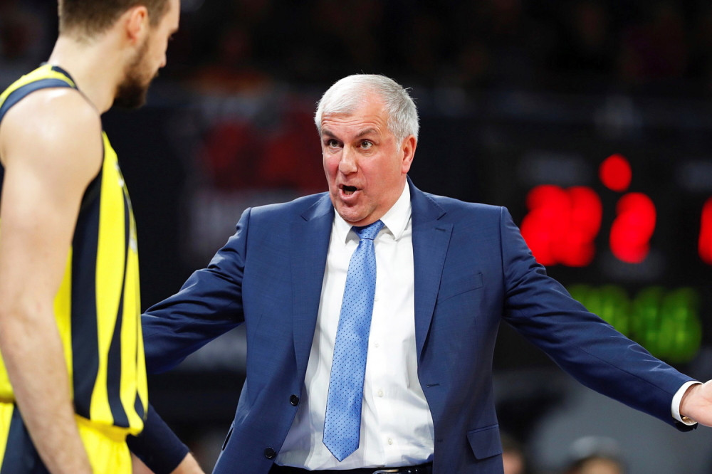 Žoc uzeo loptu na treningu i održao svetu čas iz ŠUTIRANJA TROJKI (VIDEO)