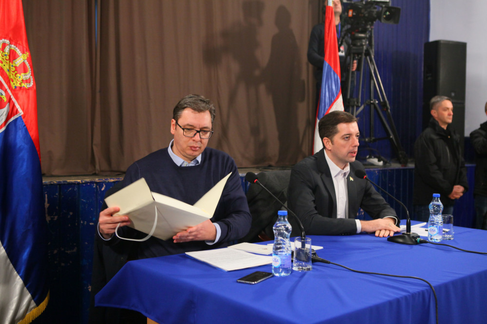 Srbi sa Kosova stigli u Predsedništvo na sastanak sa Vučićem!