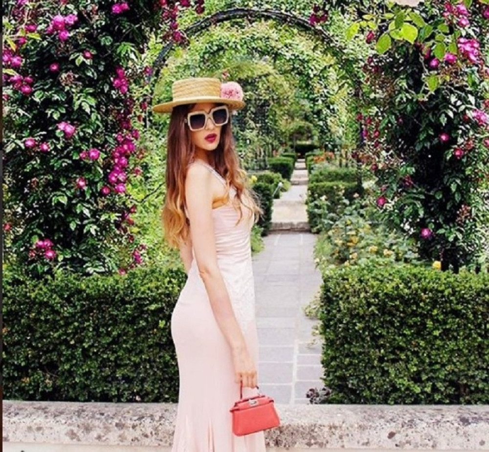 SRPKINJA SE UDALA ZA ARAPSKOG MILIJARDERA: Svi joj zavide, a sada je otkriveno i kako ona zarađuje za život