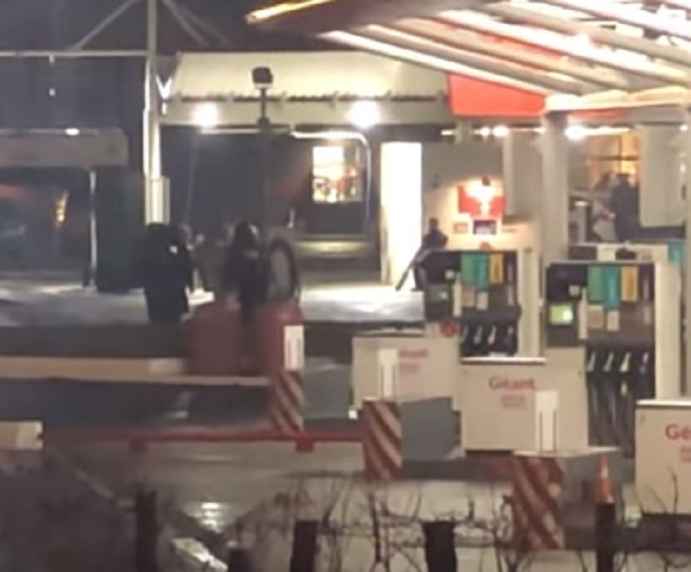 Reprezentativac Hrvatske slušao Sašu Matića, pa PIJAN DEMOLIRAO benzinsku pumpu! Odmah izbačen iz kluba!