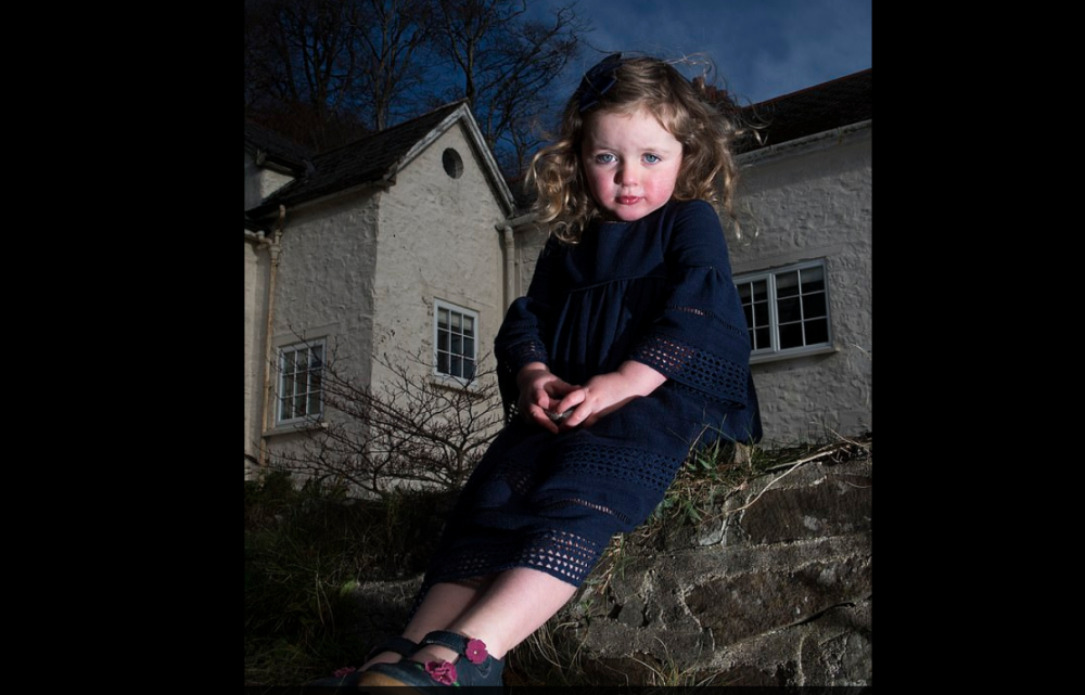 Ova devojčica se druži sa nevidljivim ljudima koji postoje, ono što zna strašnije je od najgorih HOROR FILMOVA!