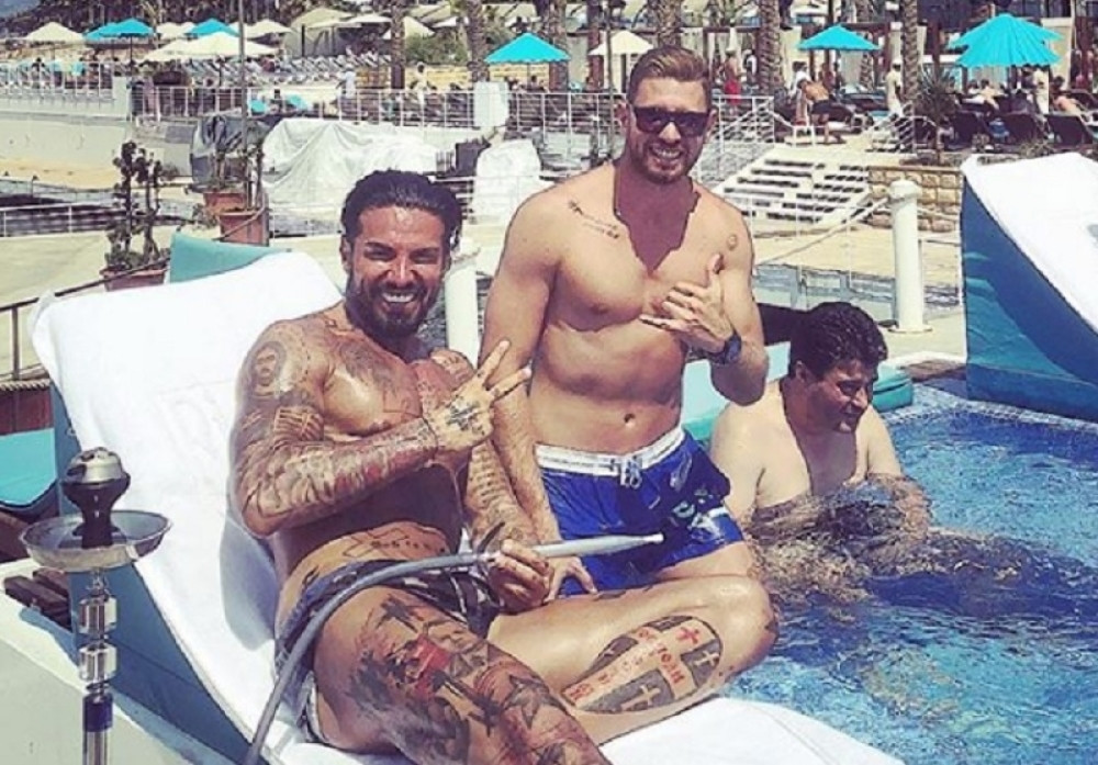 Bivši fudbaler Zvezde ušao u "Velikog brata", seks-bombe POLUDELE od sreće! (FOTO)