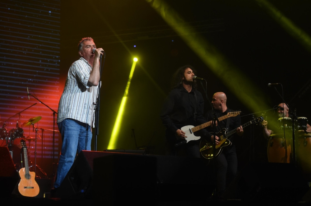 PREMINUO NEKADAŠNJI BUBNJAR OMILJENE SRPSKE GRUPE: Tužna vest za ljubitelje rok muzike