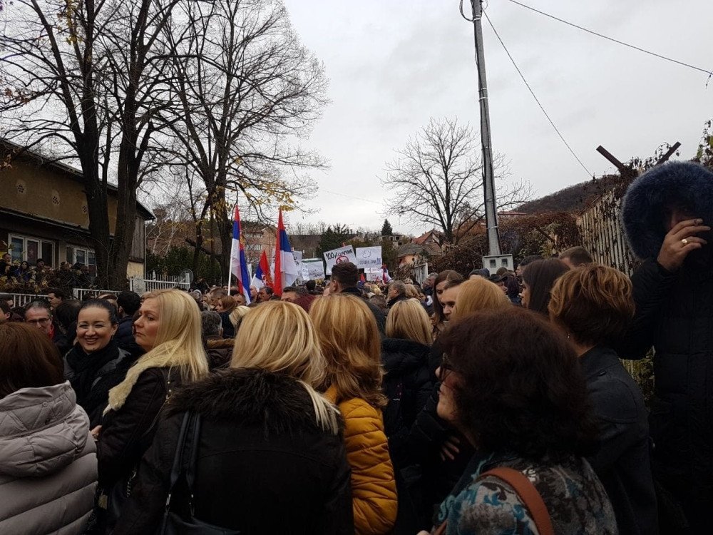 Krizni štab doneo odluku, Šiptare sutra očekuje NOVO IZNENAĐENJE!