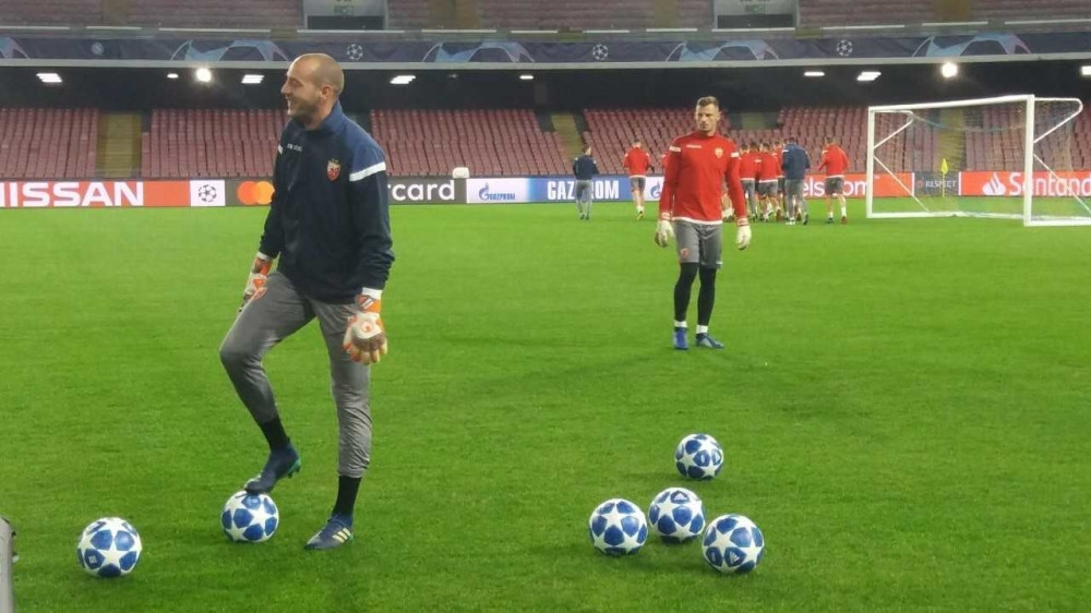 Zvezda trenirala na "San Paolu", skockana je taktika za Napoli! (FOTO)