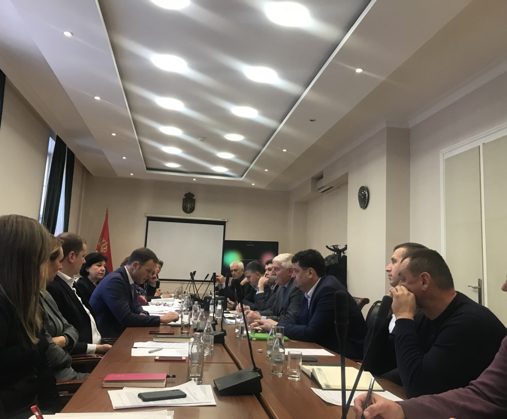 Ministar Siniša Mali se sastao sa udruženjima prevoznika