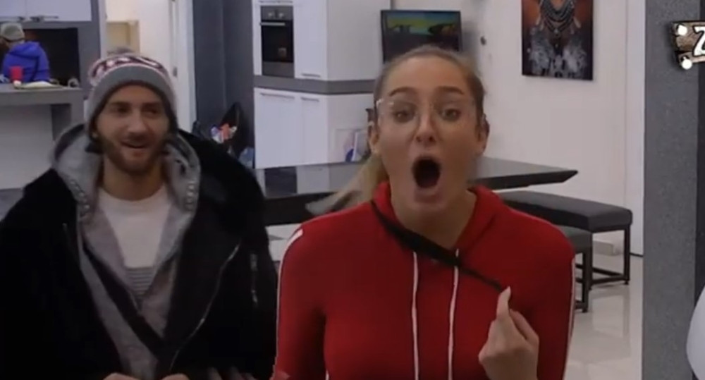 RAZLUPALA Matoroj glavu, pa se onda obratila svima! (VIDEO)