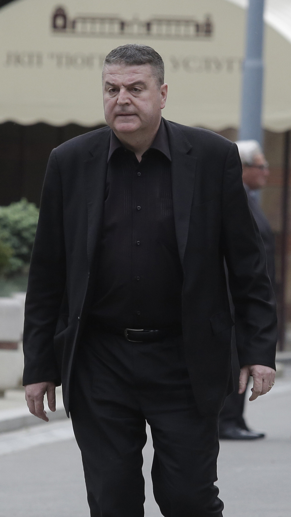 S kojim dilerima droge bi Sergej na ulici da ruši vlast!?