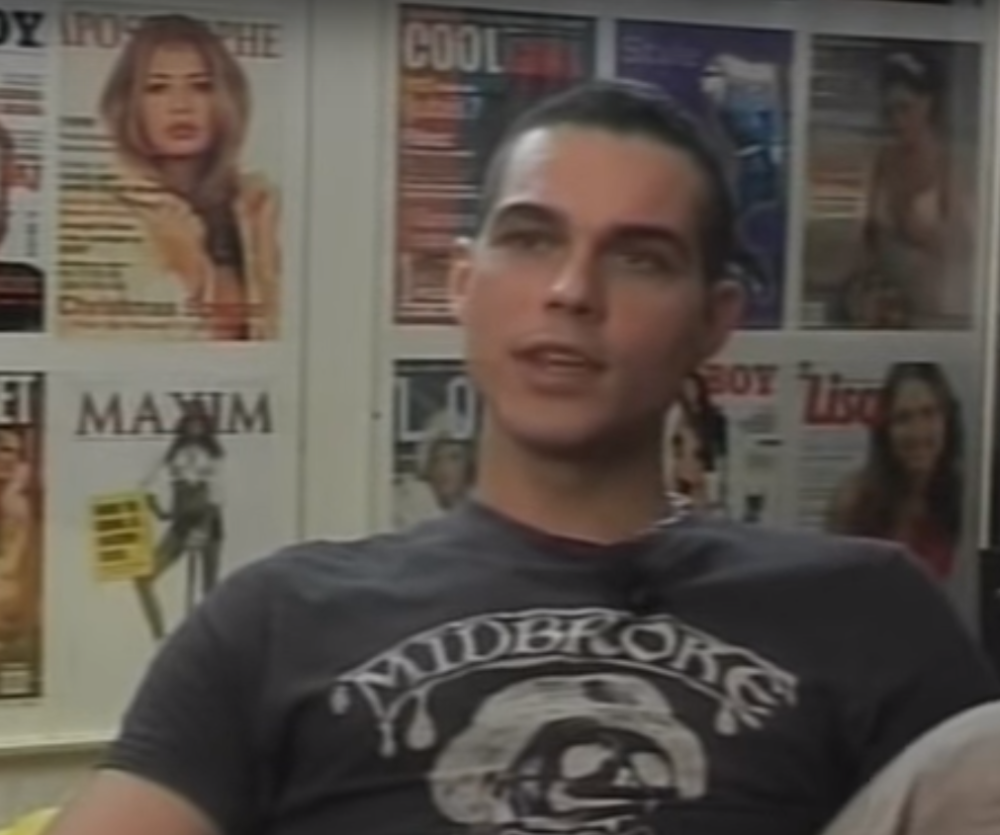 VAŽIO JE ZA PRAVOG FRAJERA, A ONDA JE PRIZNAO DA JE GEJ Petar je već 7 godina u braku sa muškarcem, a evo kako sada izgleda!