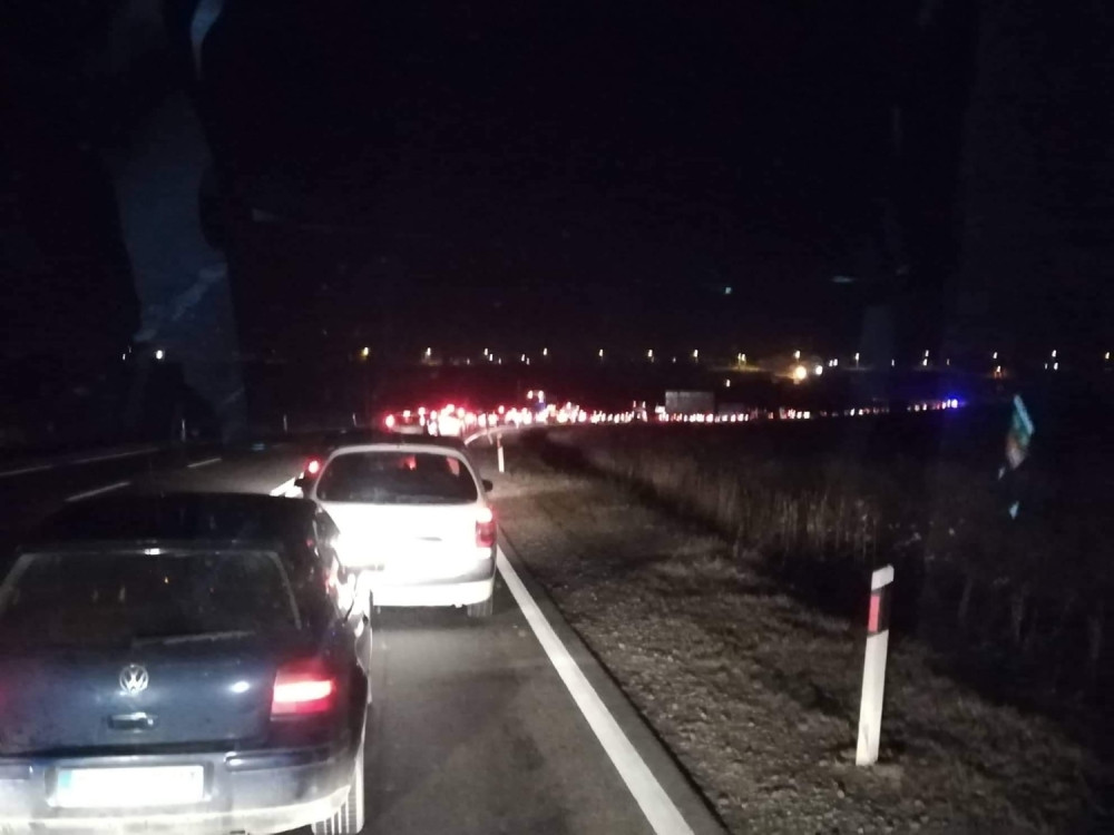 OPSADNO STANJE! Blokirani svi izlazi iz Beograda! Ukoliko napuštate prestonicu, spremite se za rigorozne kontrole! (FOTO)