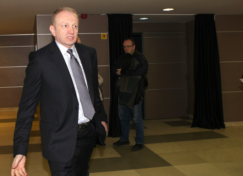 Posle grozomornih pretnji predsedniku Srbije i njegovoj porodici, udarili na članove stranke!