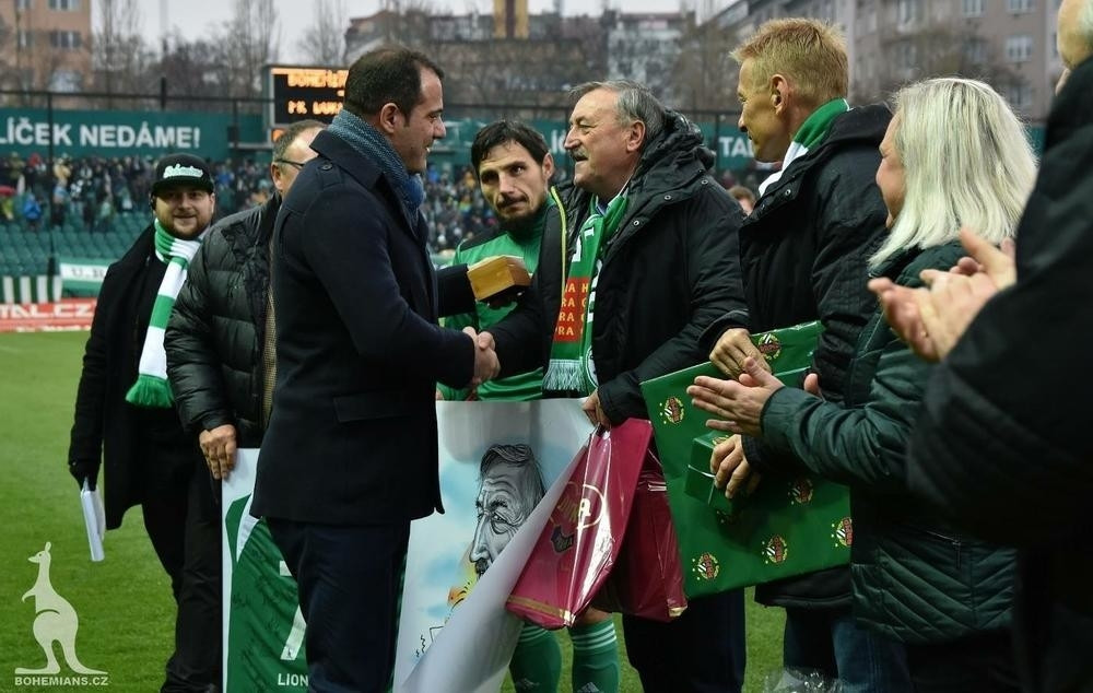 Dejan Stanković na 70. rođendanu slavnog fudbalera (FOTO + VIDEO)