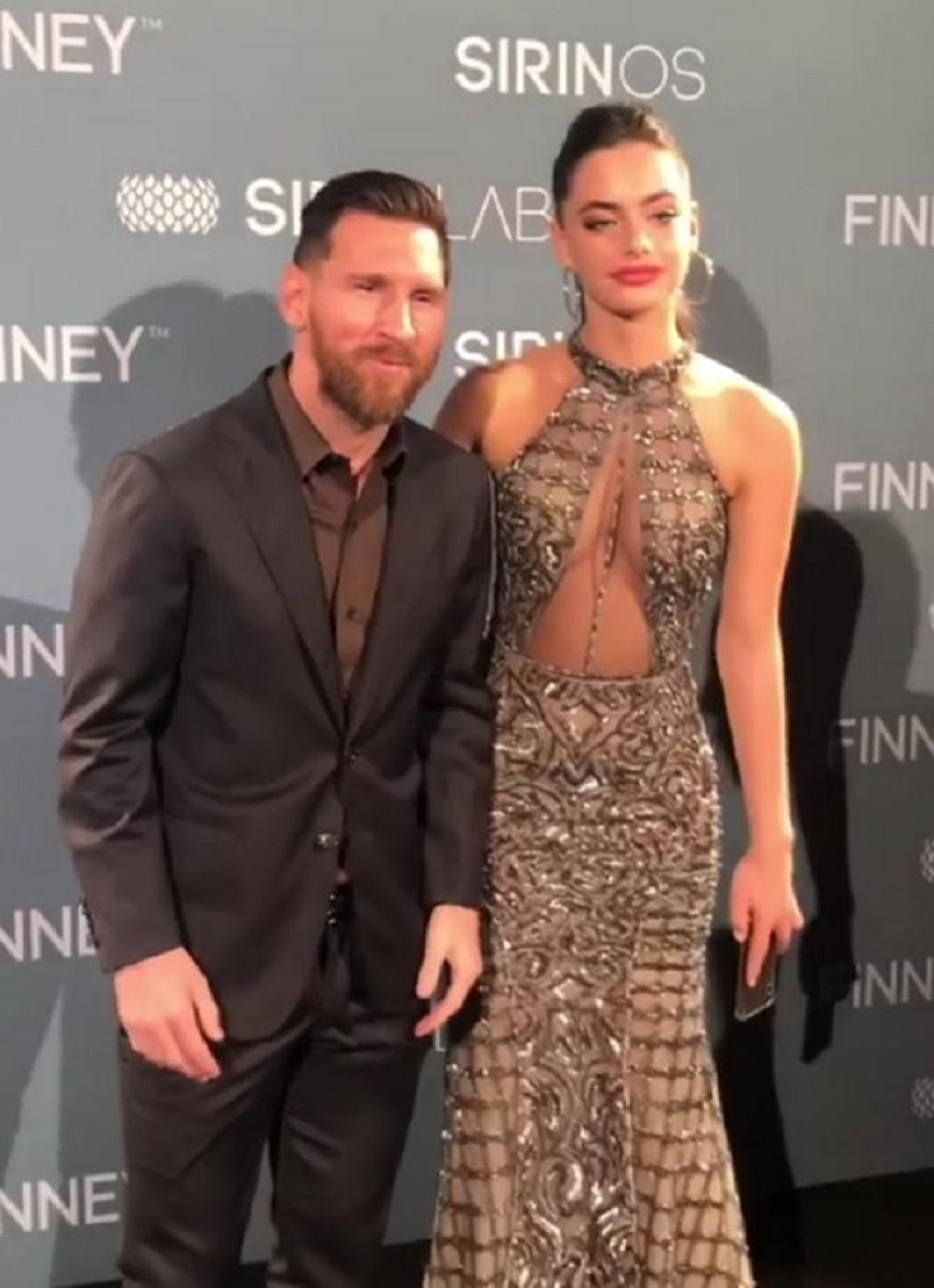 Od 9. godine je sa JEDNOM ŽENOM, što se i sada videlo, AU, OVAKAV BLAM NIJEDAN FRAJER nikada nije doživeo! (VIDEO)