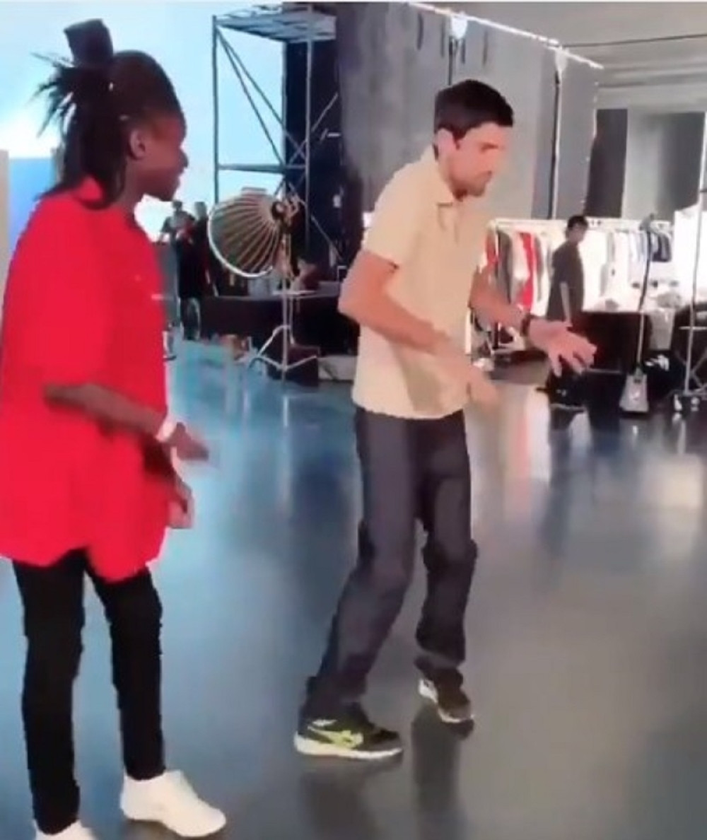 Novak pokušao da imitira Majkla Džeksona! Šta mislite da li je uspeo da ga "skine"? (VIDEO)