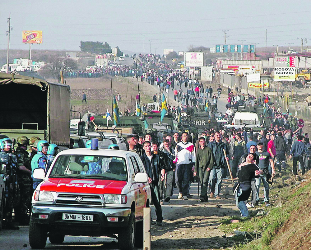 Ispovest Vere kojoj su Albanci uništili život: Muža su ubili na pragu, sina kad je krenuo za njim. Stariji jedno ne može da prežali