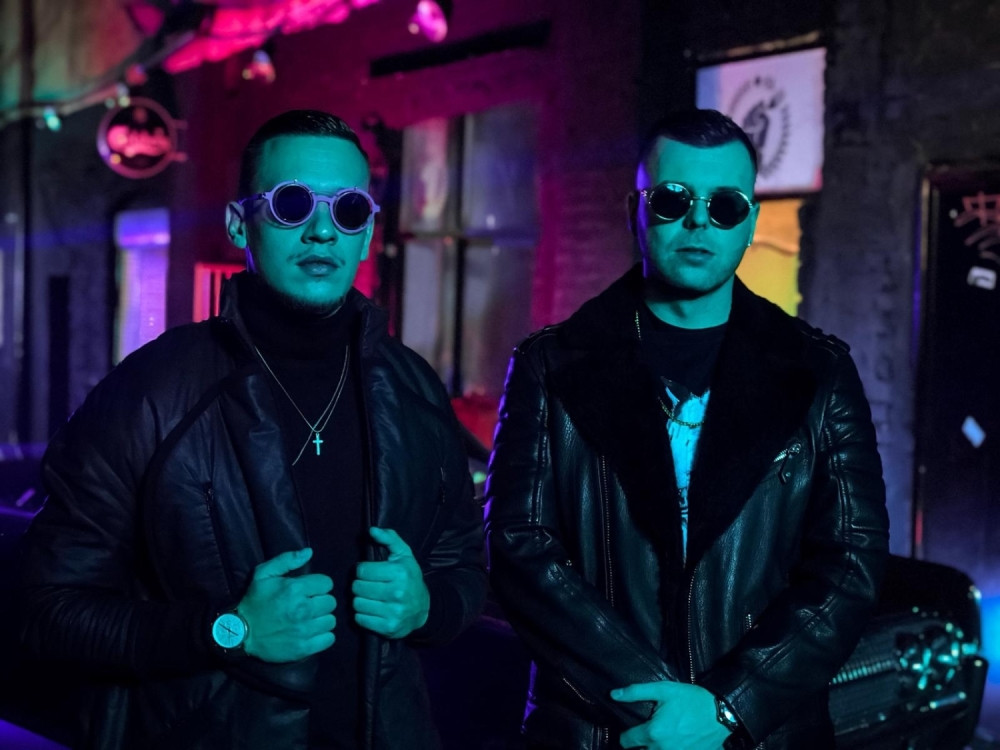 Zbog ovih momaka je propao duet Tanje Savić i Slavice Ćukteraš