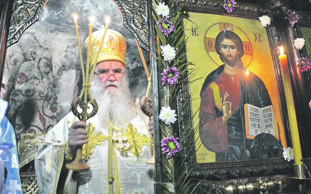Razapinju Crkvu Hristovu! Trebalo je prvo da sude Solani, Bleru i Klarku, pa onda Karadžiću