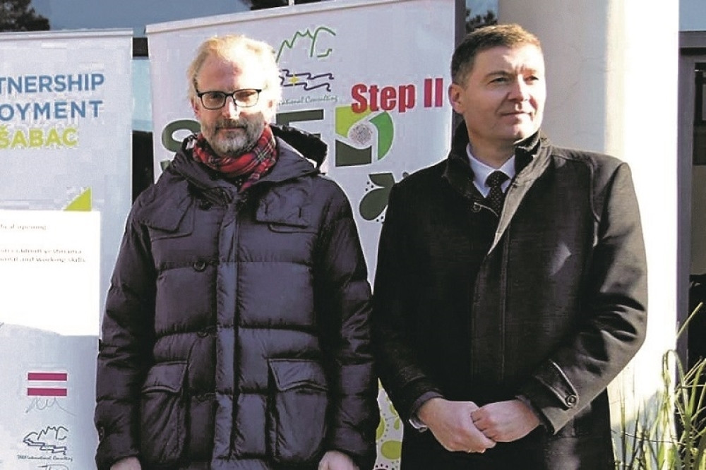 Savez za Srbiju spreman da prizna genocid u Srebrenici!