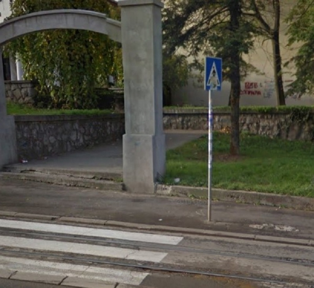 Učenici se potukli zbog grafita, sevali noževi!