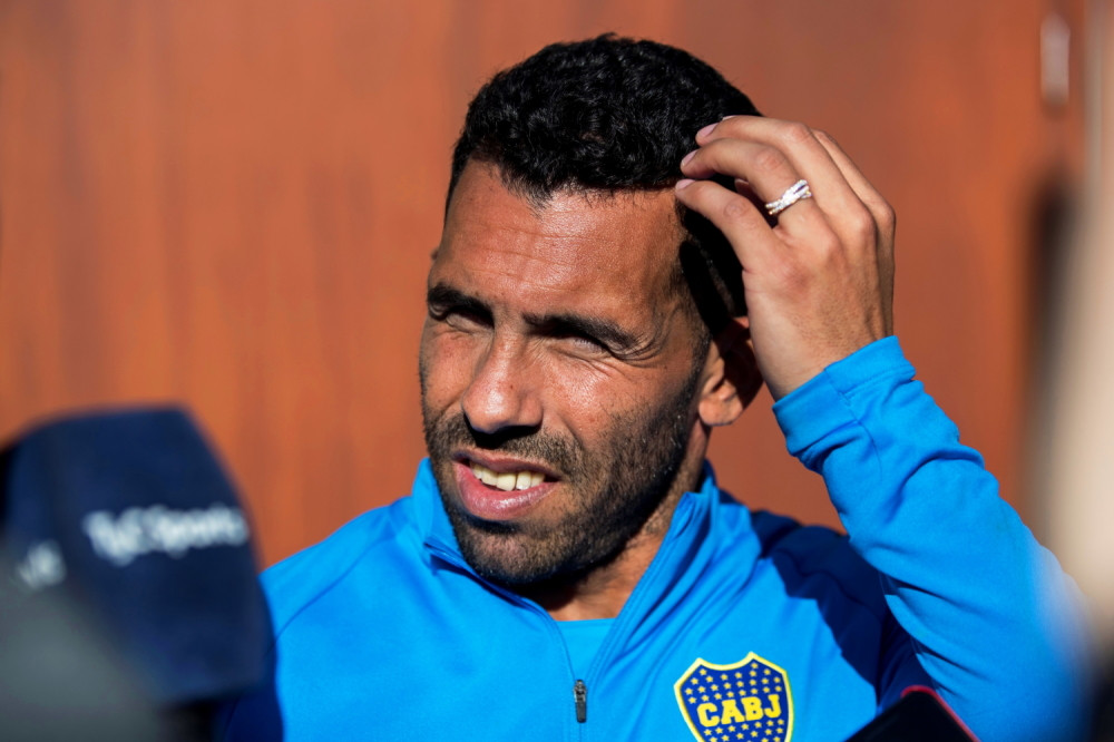 Kakva sramota! Tevez otkrio koliki su snobovi fudbaleri Junajteda! (VIDEO)