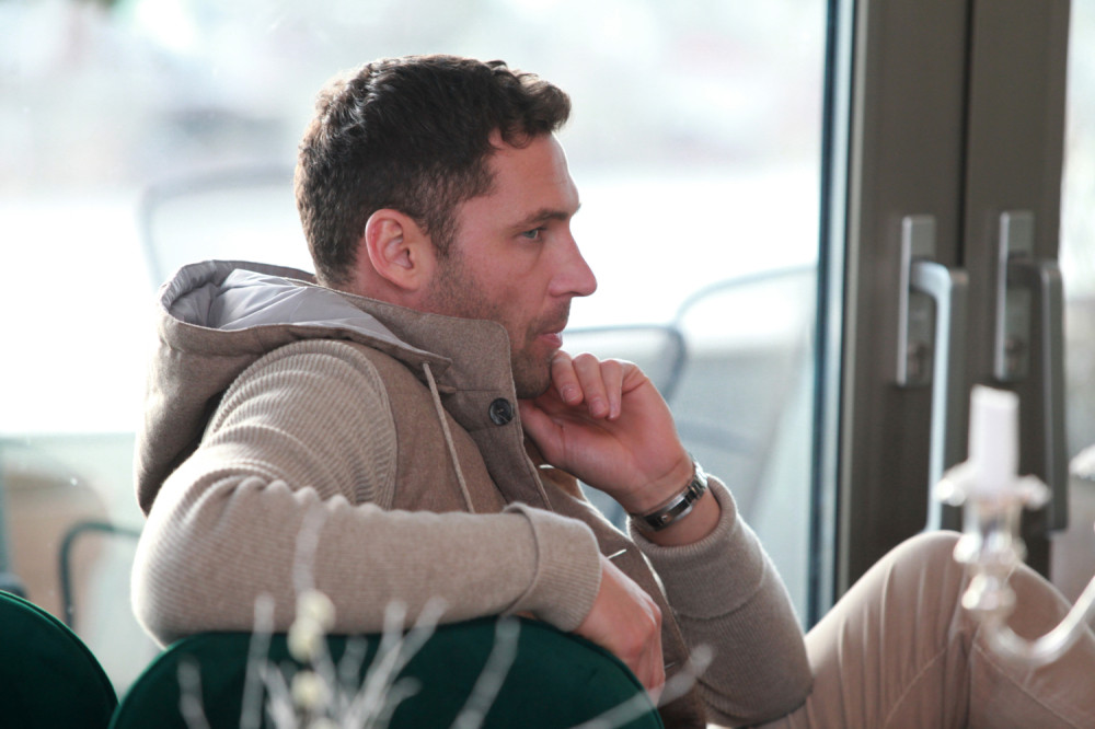 Zaboravio na seks aferu! Duško Tošić IZNENADA stigao u Australiju i ZAGRLIO IH KAO NIKAD PRE! (FOTO)