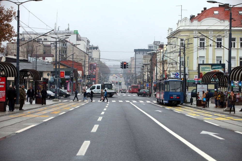 Ušli u igraonicu, krenuli da teraju dečaka (15) da im plati termin, on nije hteo i tu počinje njegov HOROR!