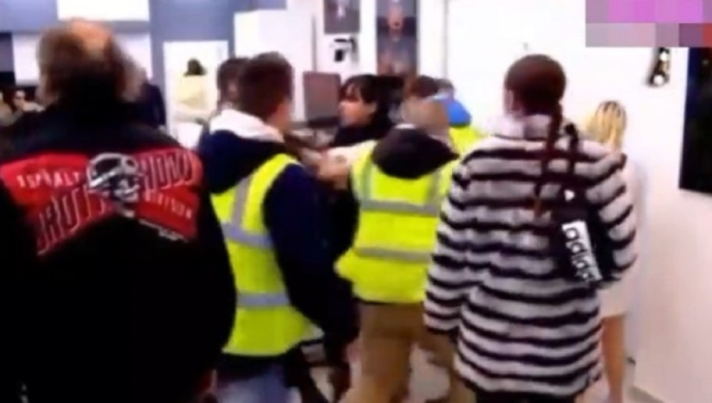 Pokušali da uklone sve tragove, ali dokaz procureo: David je tokom sinoćne masovne tuče napao čoveka iz produkcije (VIDEO)