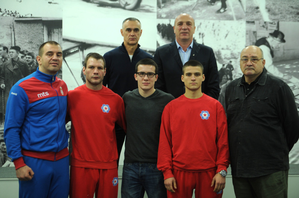 Spektakl u ringu, Loznica protiv Radničkog