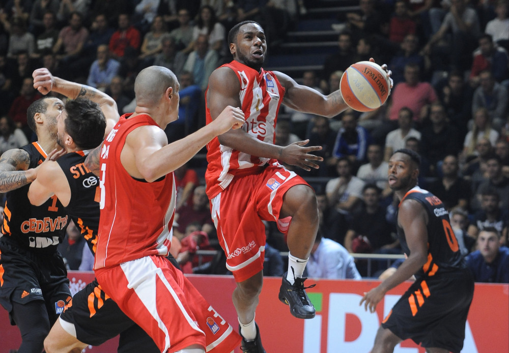 Furiozna Zvezda usred Istanbula STOTKOM OČITALA LEKCIJU Galatasaraju za novu fazu Evrokupa!