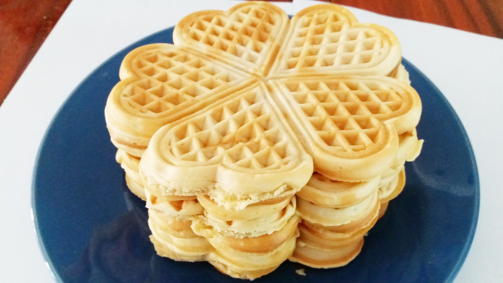 Starinski recept za bakin kolač: Ostaje svež i do 7 dana! (RECEPT)