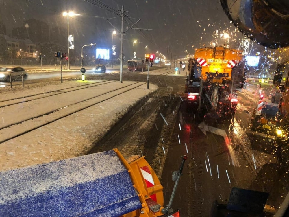 Vesić: Sve ulice prvog prioriteta u gradu su čiste, SLEDEĆA NOĆ JE KRITIČNA! (FOTO)