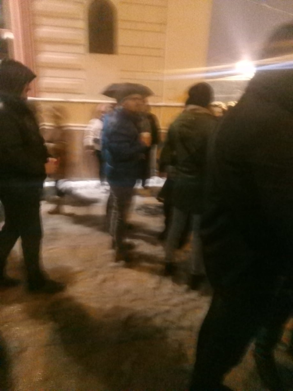 Došli da ruše vlast, a pogledajte šta rade na ulicama! SKANDAL! (FOTO)