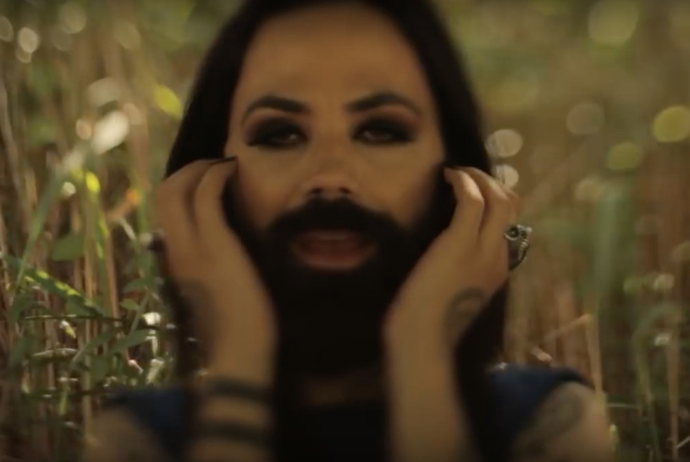 Zbog njegovog anđeoskog glasa mnogi su promenili mišljenje, a ovo je njegova životna priča!