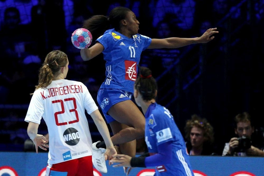 Srpska snajka zna kako do evropskog zlata, DOVELA JE NJEGA u život! (FOTO)