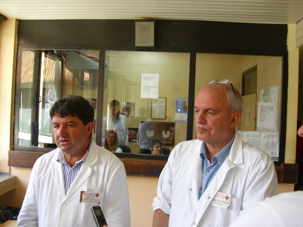 Prevrnuo se autobus, ima mrtvih!