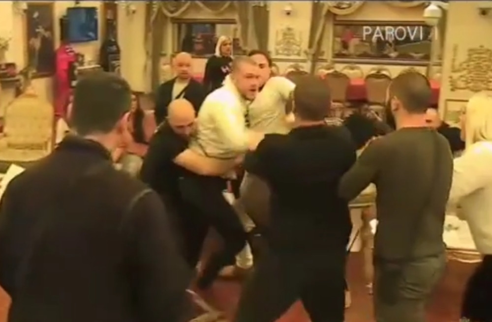 Ovo je dokaz brutalne tuče u "Parovima", nakon čega je Mastor ušivan 15 puta u Hitnoj! (VIDEO)