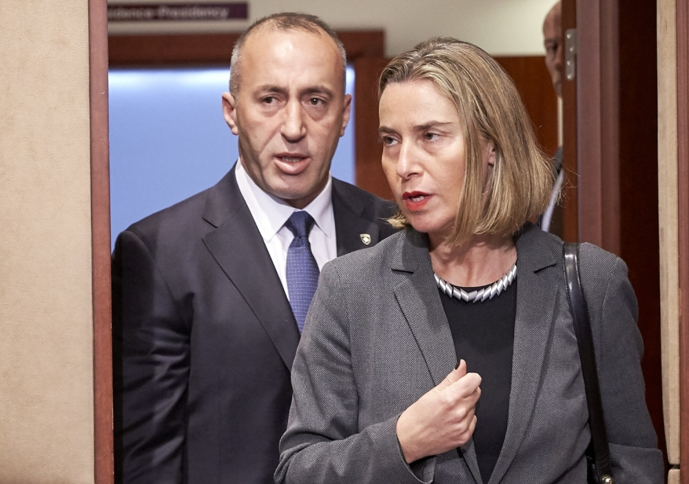 Haradinajevom zameniku rekli da mu je delegacija otišla na put, kada je čuo gde su krenuli umalo da PADNE U NESVEST!