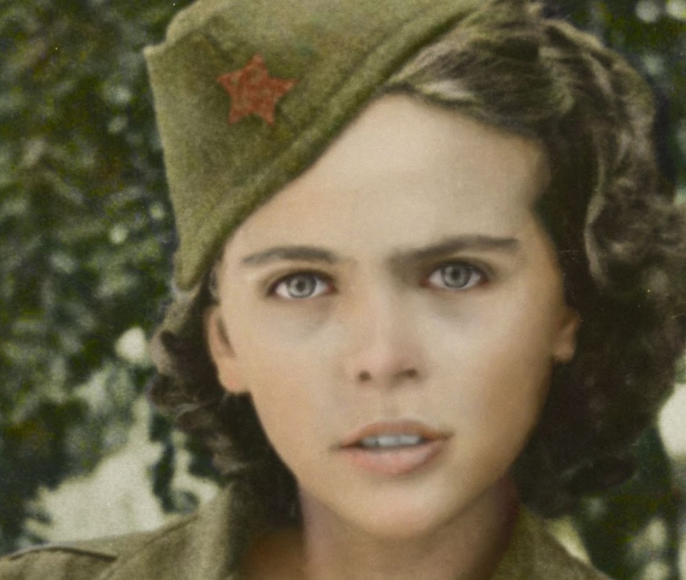 Ova Partizanka je možda najlepša devojka koju ste ikada videli, ali iza njenih plavih očiju krije se JEZIVA ISTINA!