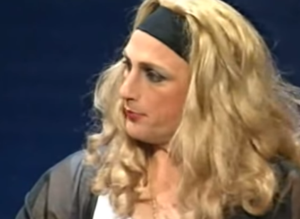 Najpoznatiji SRPSKI transvestit je iskreno pričao o seksu, perverzijama, mušterijama, POLITIČARIMA, novcu i povlačenju iz prostitucije